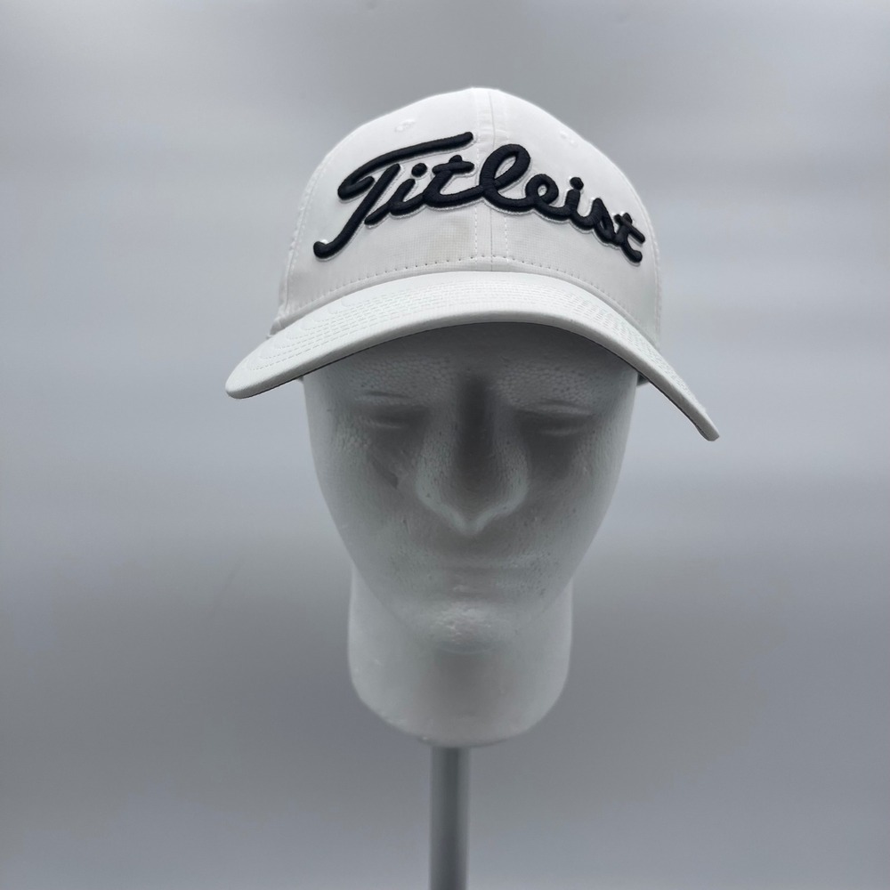 Titleist Golf TH22ATPN2-10 Pro V1 OSFM Tour Performance FJ White Strapback Hat